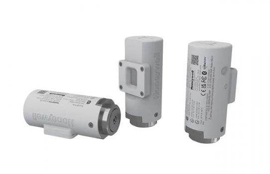 Versatilis Transmitters for Rotary Equipment Condition Monitoring-1
