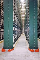 STEEL SHELVING OFFERS LOAD CAPACITIES UP TO 2000 POUNDS PER SHELF-1