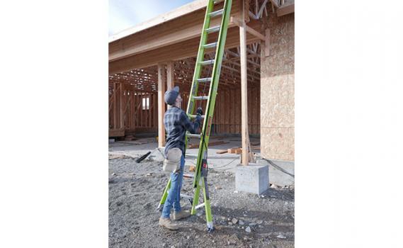 HyperLite Extension Ladder Prevents Injuries-4