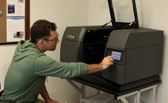 World's First Full Color Desktop Industrial 3D Printer-4
