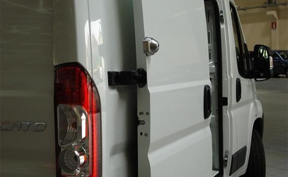 Auto-Lock for Delivery Vehicles-2
