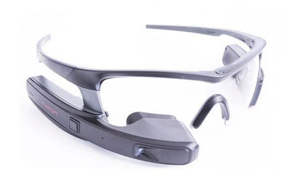 Industrial Smartglasses Improve Productivity with Style-2