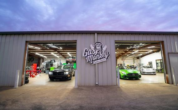 Case Study: Hot Rod Shop Gears Up with LED Fixtures-1
